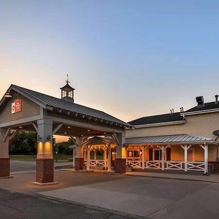 Best Western Plus University Park Inn & Suites